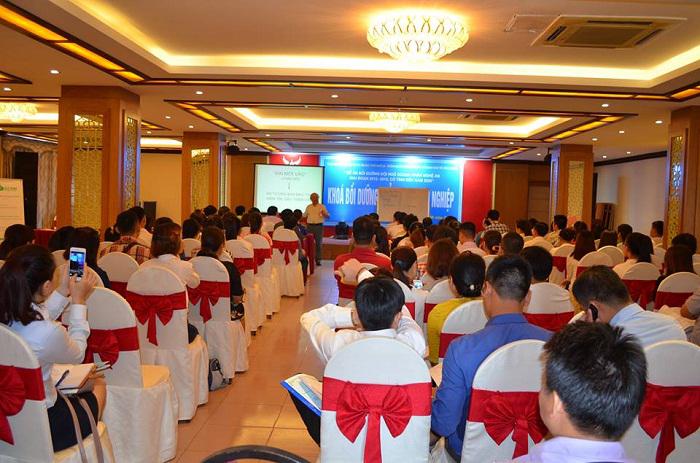 Hội doanh nhân trẻ Nghệ An tổ chức khoá học bồi dưỡng" Quản trị doanh nghiệp"