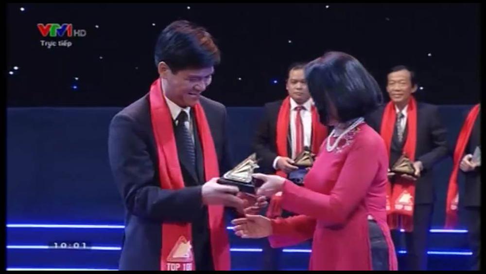 2 doanh nghiệp trẻ Nghệ An vinh dự lọt vào top 100 giải thưởng Sao vàng Đất Việt năm 2015